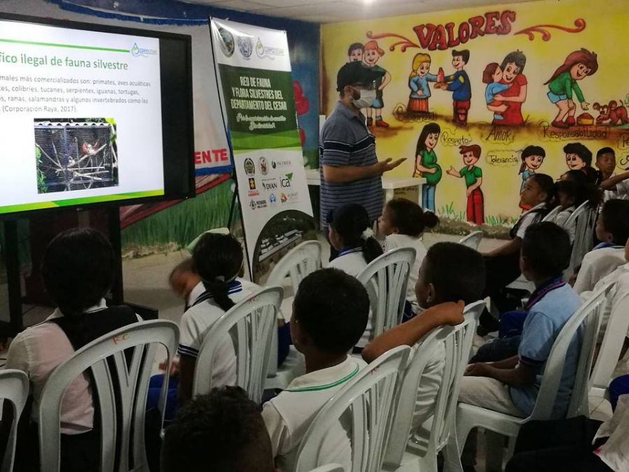 Exposición Manuel Suárez, jefe de Educación - Fundación Hidrobiológica George Dahl